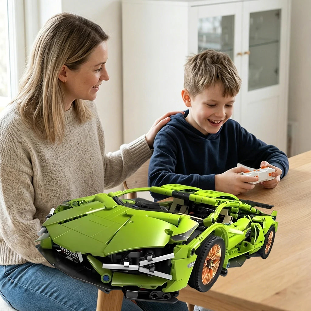 1:14 RC Technic MOC Sports Car Blocks With Built In Motor