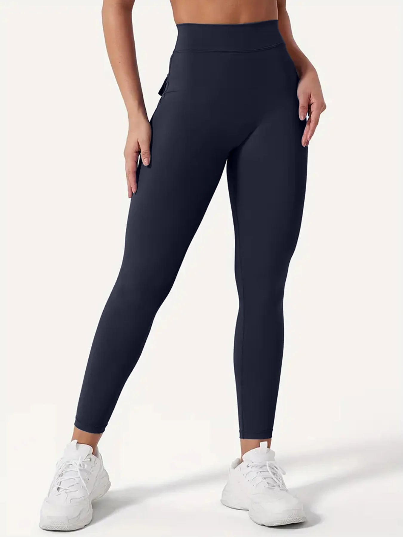 Women's High-Waisted Butt-Lifting V-Back Seamless Yoga Leggings With Pockets